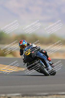 media/Sep-11-2022-SoCal Trackdays (Sun) [[81b7e951af]]/Turn 14 (1130am)/